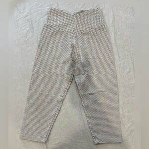 Booty by Brabants green cropped leggings
